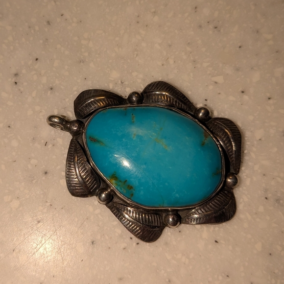 Vintage Navajo turquoise pendant - Picture 8 of 10